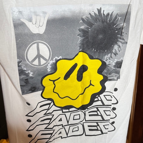 Smiley Design Faded Sunflower Peace Shaka Cotton White Graphic Tee Size Small - Picture 4 of 5
